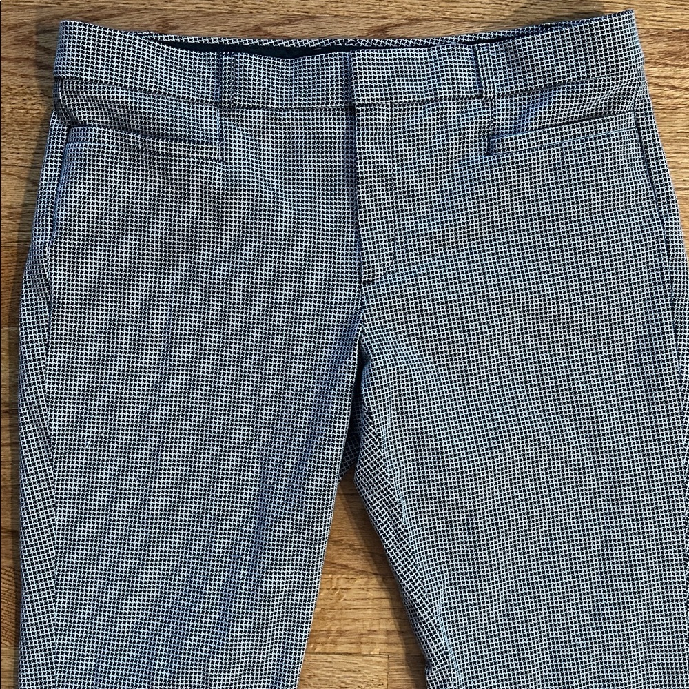 Banana Republic Sloan Fit Black and White Patterned Pants size 8 - Picture 5 of 11